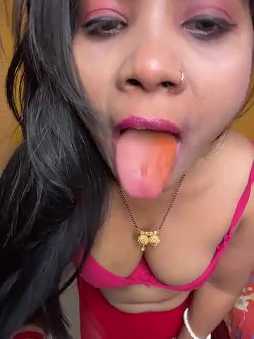 Beautiful Girl Boobs Sucking and Teasing