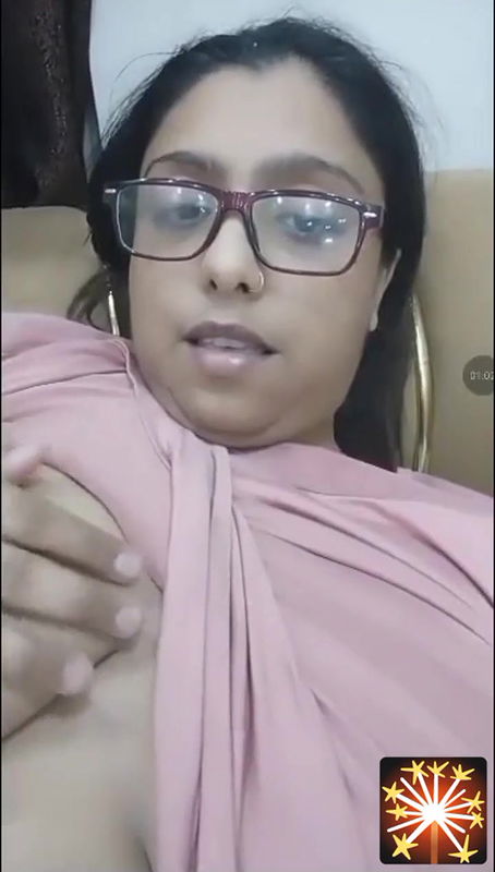 Busty Glasses Aunty Showing 1