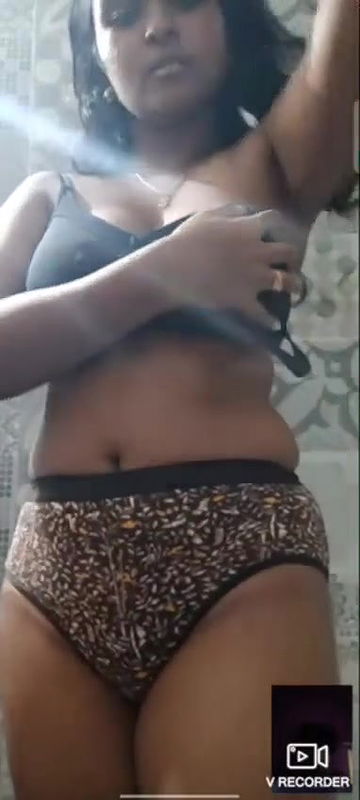 0 tamil big boobs girl fingering pussy viral video