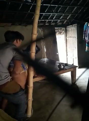 Darte Darte Gaon Ki Bhabhi Se Lund Chuswa Ke Kutiya Bana Ke Pela