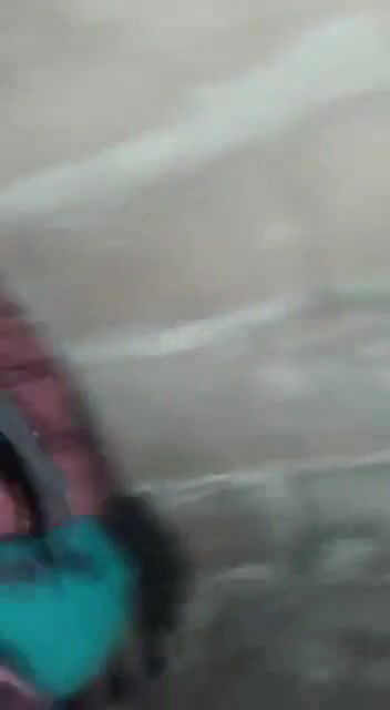 Village Girl Ko Jaldi Se Kapde Utaro