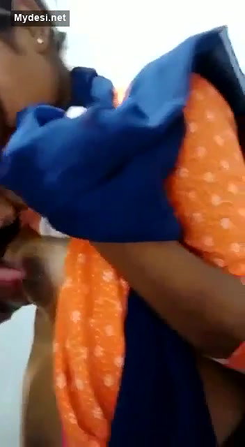 Bngla boob uking in 0ffice