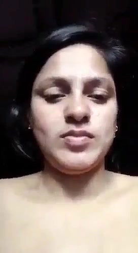 Bengali Horny Bhabhi Fingering Her Pussy