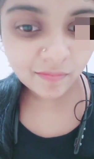 Big Ass Horny Girl Showing Asshole Fingering Her Pussy