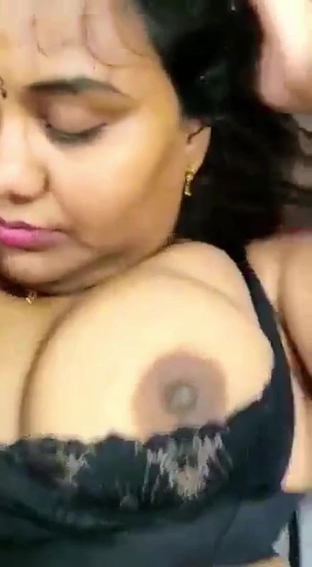 Famous Tamil Wife Kruthika Sucking Dick Hard Fucking Clear Talking 2