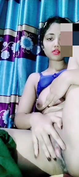 Mehruma Young Girl Masturbating