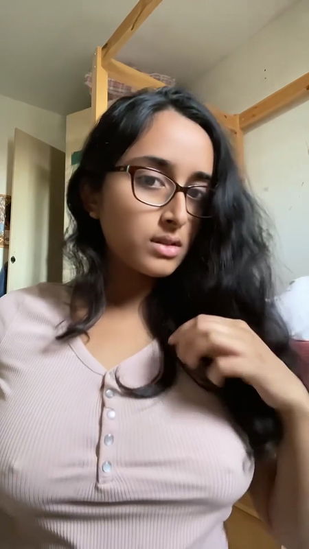 Sexy Girl Boobs Show