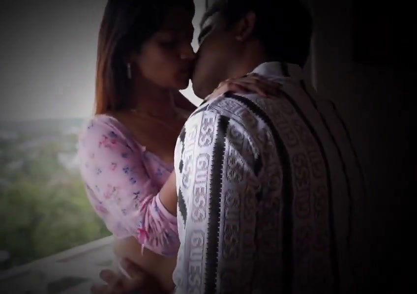 lavanya manickam boobs press