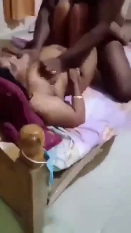 tamil wife share with his friend fucking