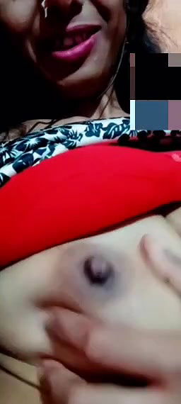 Indian Showing Her Boobe Pussy