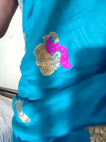 Desi Aunty Boobs Oiling and Finger Sucking