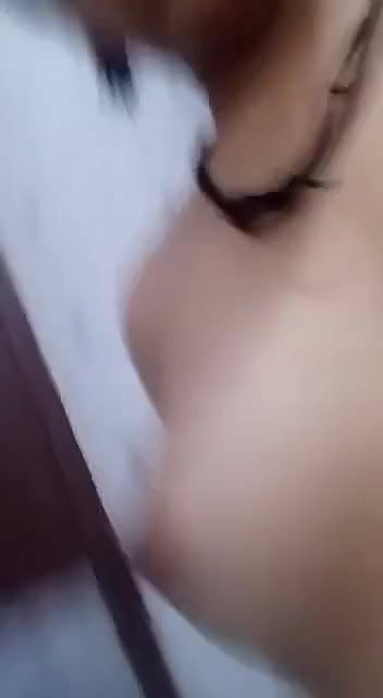 ladki ne nangi video banayi