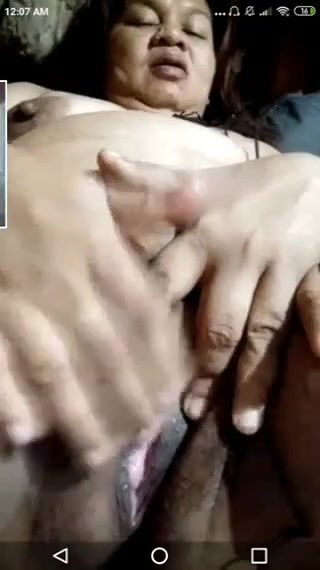 bbw bhabhi showing pussy in vc