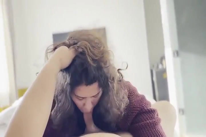 chubby ladki ne lund chuske mal nikali