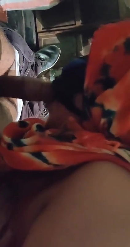 Bengladeshi Kamwali Ka Viral Video