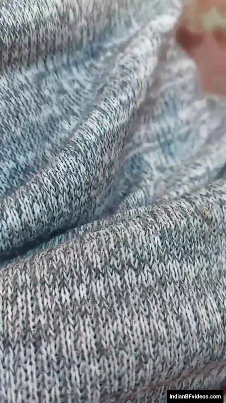 desi aunty getting ass fingered by stranger