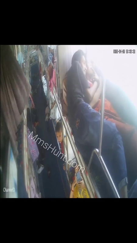 desi couples caugh sex in bus IP camt