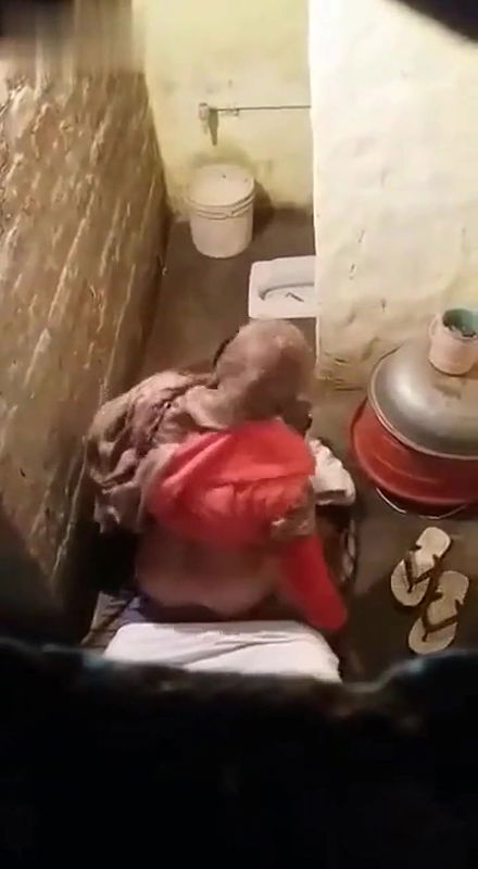 desi hijab muslim aunty riding in toilet