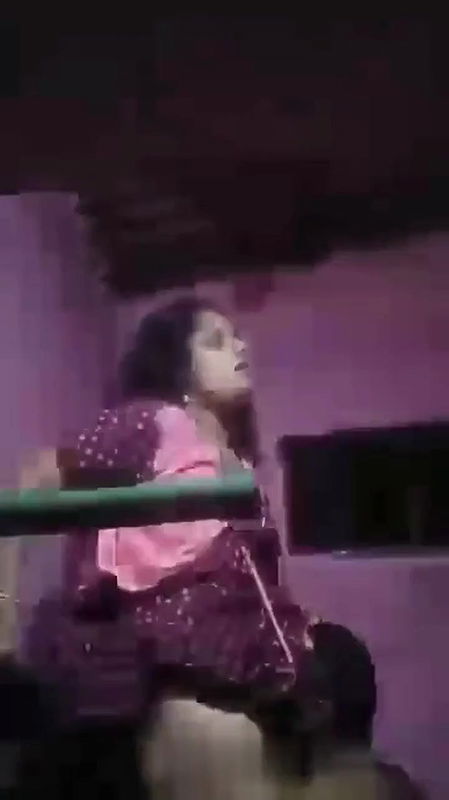 desi pussy licking in nighty standing