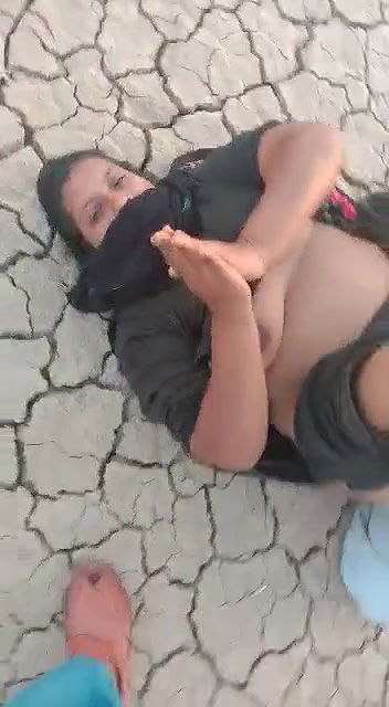 desi randi fucking in desert