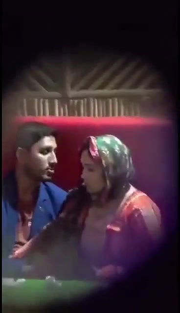 hijab couple caungt fun in restraunt