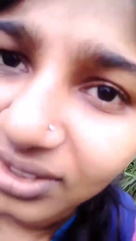 mallu lovers fingering outdoors