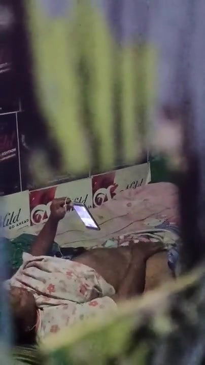 desi aunty caught rubbing pussy in VC