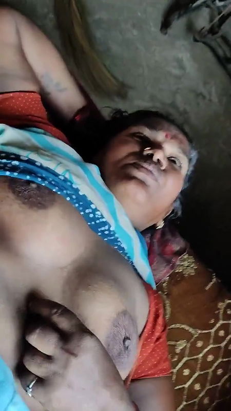 hairy pussy aunty fucking with customer