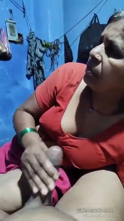 old aunty handjob and blowjob boobs show
