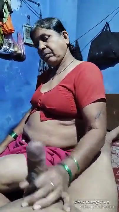 old aunty handjob and blowjob boobs show