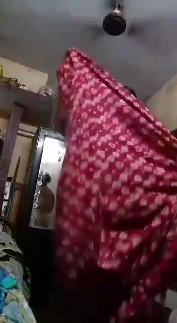 tamil chubby aunty dress change nude