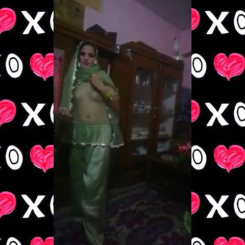 Pakistani New Married Couple Suhagrat