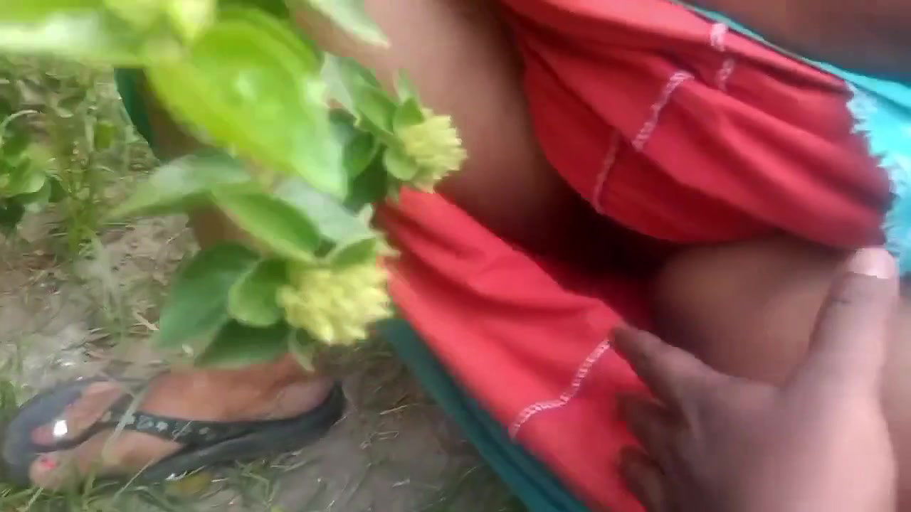 village aunty pussy fingering boobs press by lover