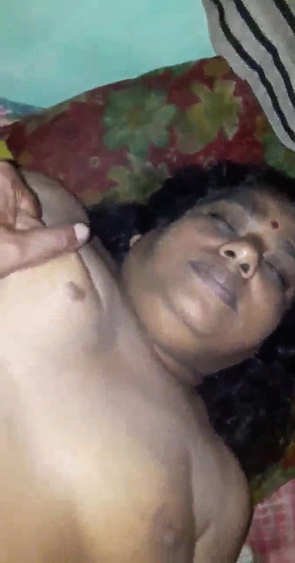 Horny Mallu aunty sex with her neighbor