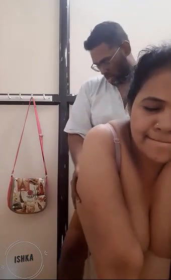 Big booby Indian aunty fucked inside a boutique shop