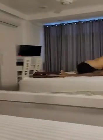 badi chuche wali bhabhi ne lund chusi