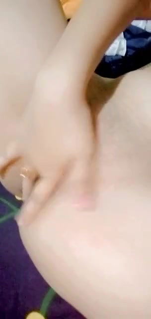 Beautiful Bengali GF Pressing Boobs And Figering