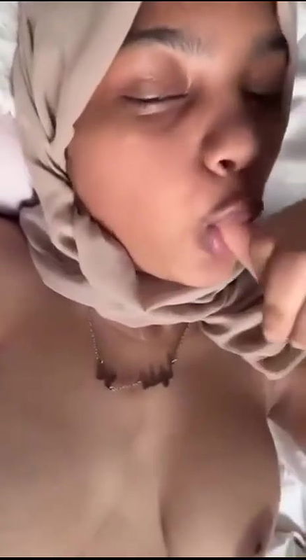 Mallu Hijabi Girl Fingering