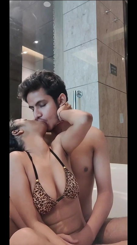 Sexy Indian Horny Gf Fucking With Lover