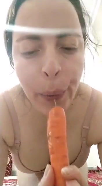 Horny beautiful Cheating paki wife seductive moves with carrot to seduce her young boyfriend