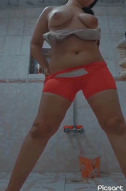 Beautiful chubby desi girlfriend showing her sexy curvy tits and fingering her pussy