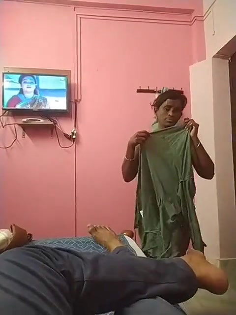 tamil aunty nude after bath