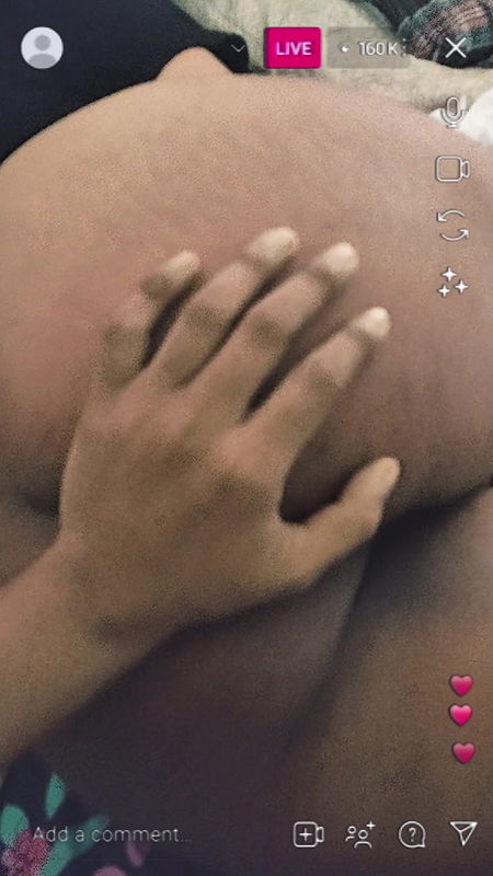 ass showing wife live