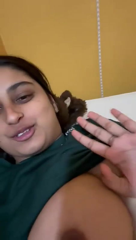 beautiful chubby girl boobs and pussy show