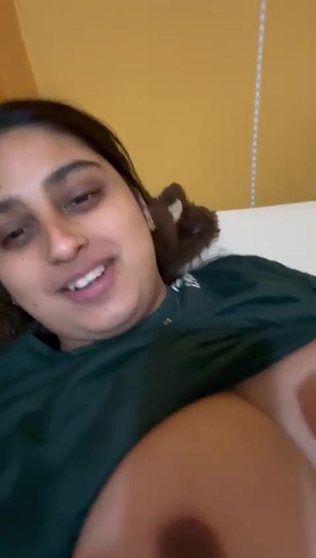 beautiful chubby girl boobs and pussy show