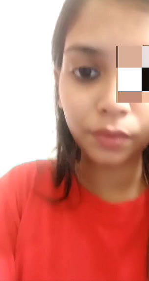 beautiful gorgeous indian bihari girl showing her cute boobs pussy to boyfriend in video calling