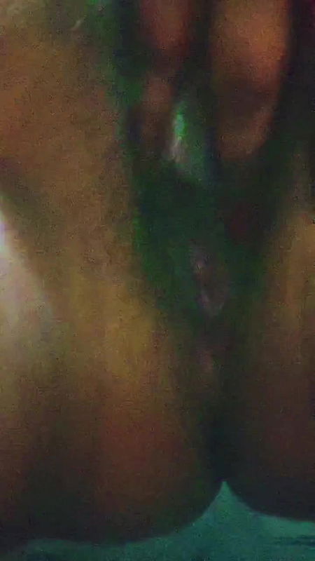 juicy pussy fingering aunty