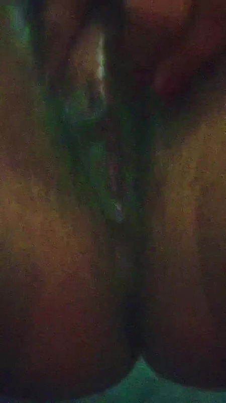 juicy pussy fingering aunty