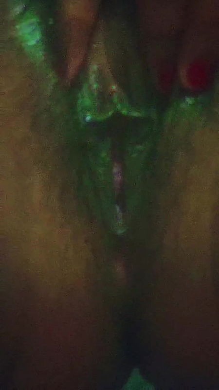 juicy pussy fingering aunty