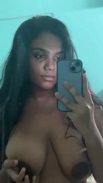 mirror selfie girlfriend boobs suck